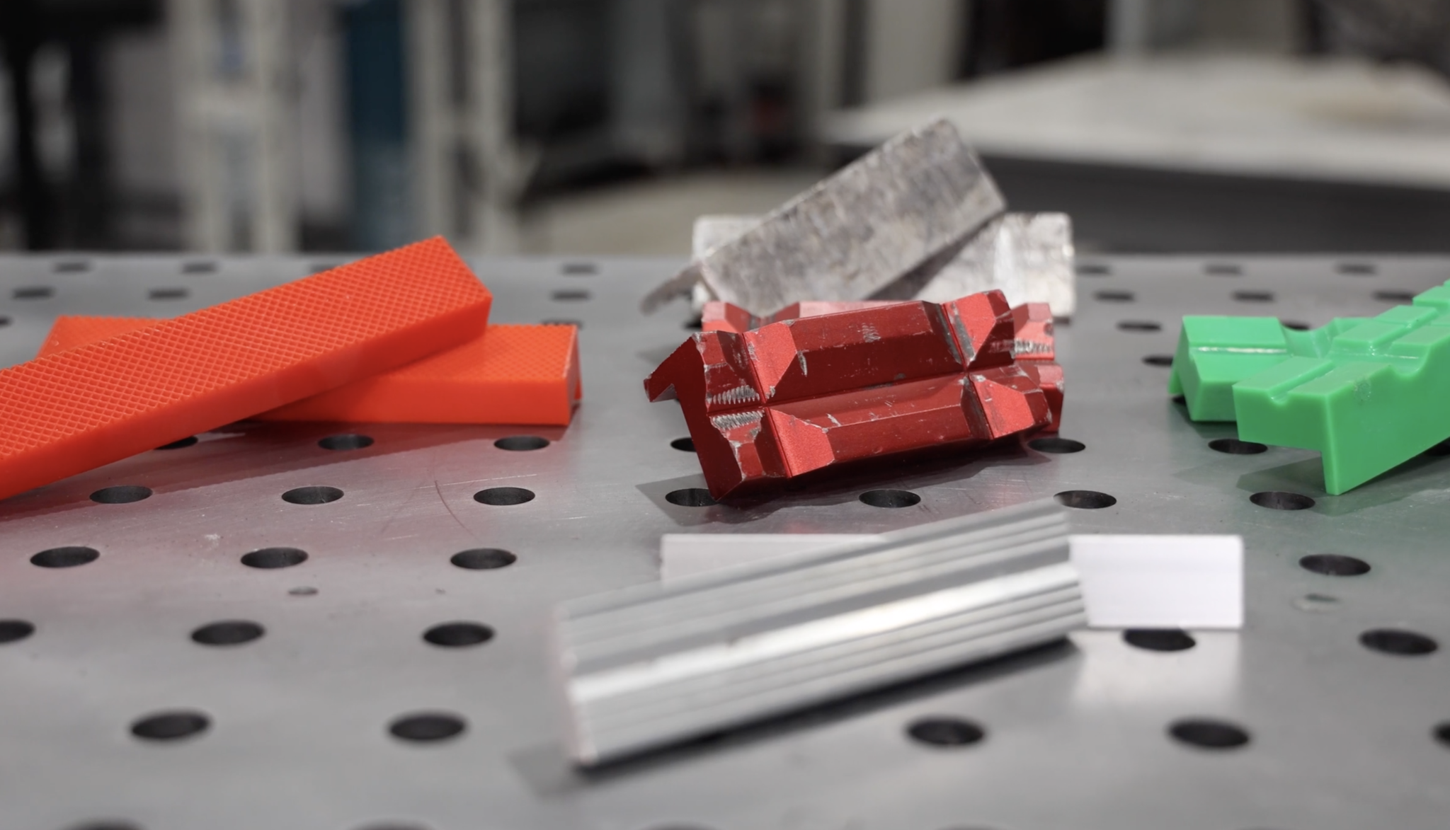 The tools to choose for learning fabrication. Engineered to Slide